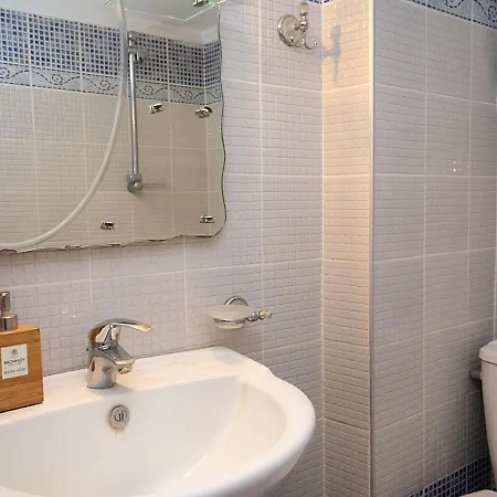 Houseloft Queen Olga Apartment *