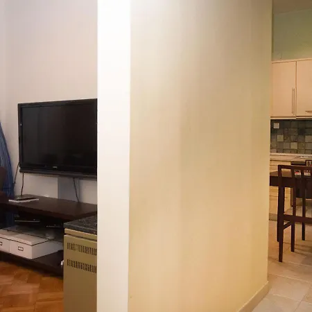 Houseloft Queen Olga Apartment